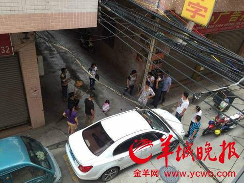 女童5樓墜下