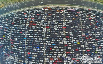 擁堵的車輛