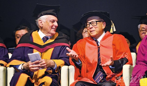 李嘉誠在內地創辦了三所大學