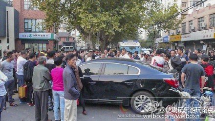 南京市區(qū)交通事故現(xiàn)場(chǎng)