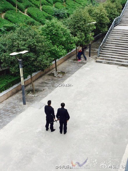 重慶高校女生被劫持是真的嗎