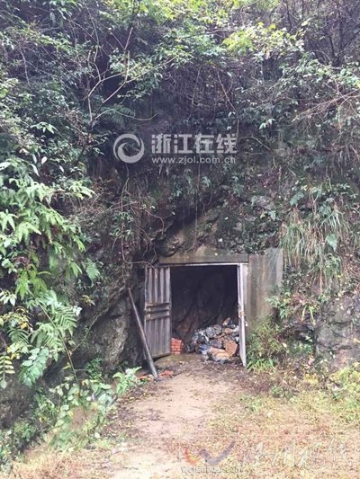 兩位村民被埋一人已經(jīng)死亡