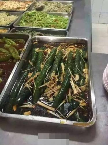 高校飯?zhí)矛F(xiàn)奇葩菜