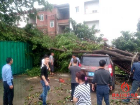 颮線掃過廣東珠三角 深圳佛山等現雷雨大風