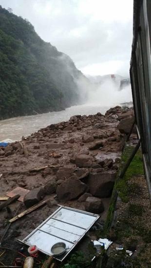 福建三明山體滑坡現場