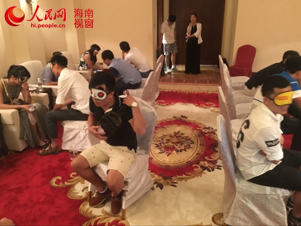 8海南首現黑暗約會