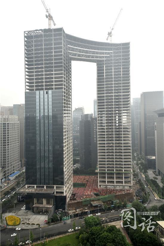 成都大褲衩建筑