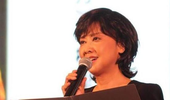 女兒國國王曝近照 凍齡美貌完勝劉曉慶（組圖）