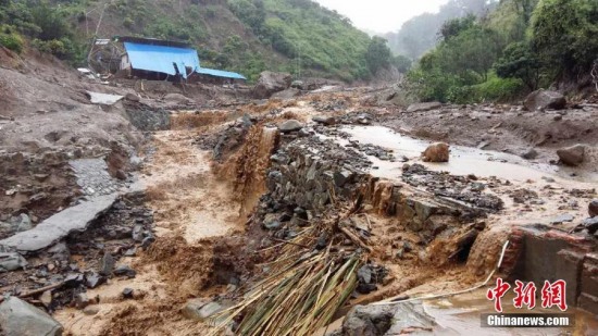 四川攀枝花強降雨