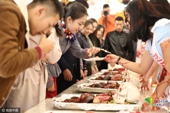 高校驚現(xiàn)人體大餐