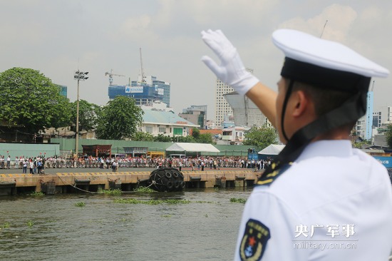 中國(guó)海軍抵達(dá)越南