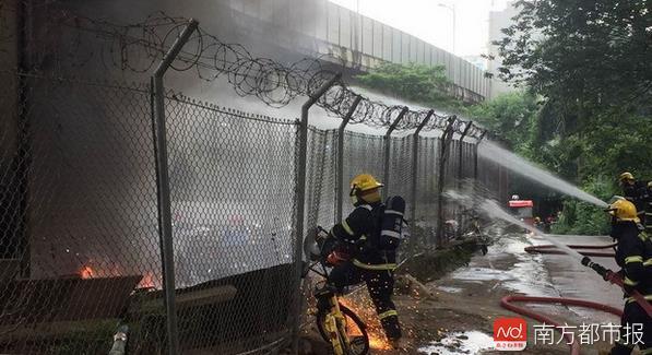 交警扣車場大火