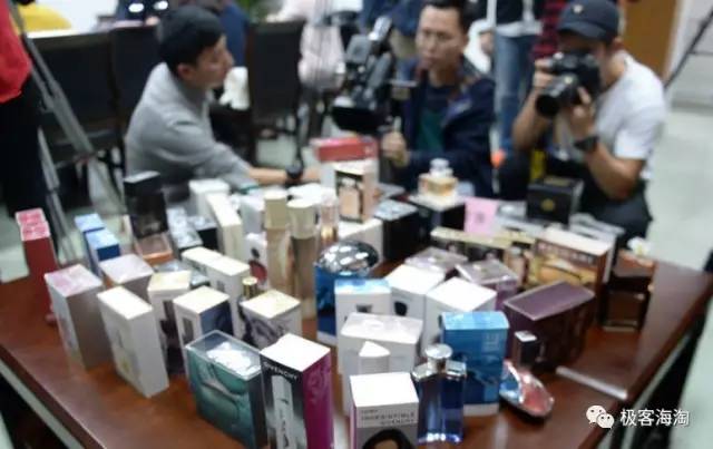 23噸假海淘化妝品假裝入關(guān)被查 由大學(xué)教授調(diào)制