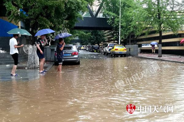 遼寧暴雨內(nèi)澇嚴(yán)重 局部特大暴雨