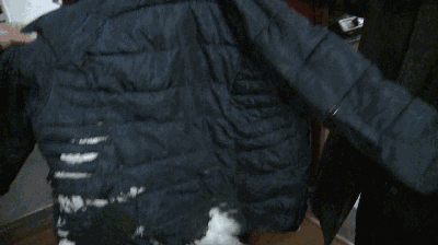 羽絨服突然爆炸