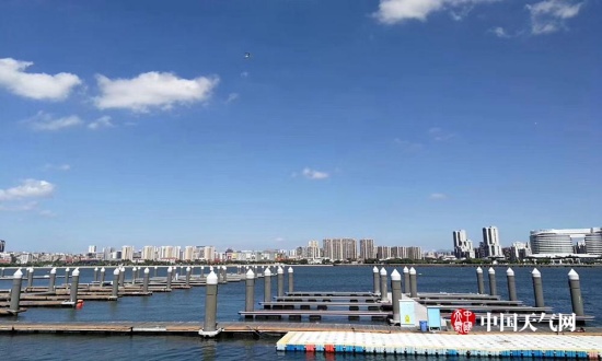 廈門臺風(fēng)瑪莉亞來襲游艇回港避風(fēng)
