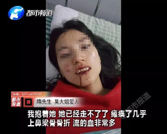 景區不救人先擺拍