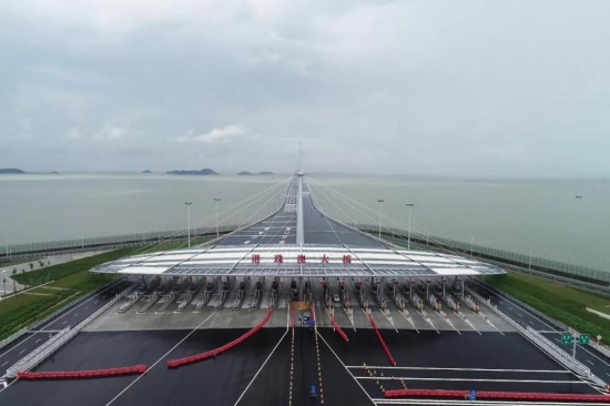 港珠澳大橋通車