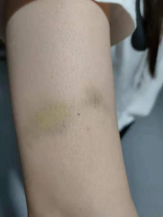 男子火車上騷擾女乘客 警方通報，已拘留。
