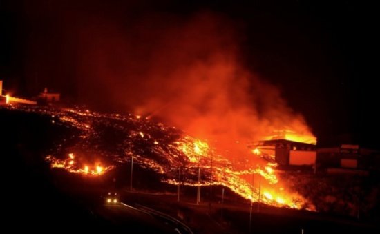 西班牙拉帕爾馬的火山噴發