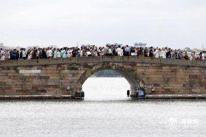 國(guó)慶景區(qū)人從眾 西湖